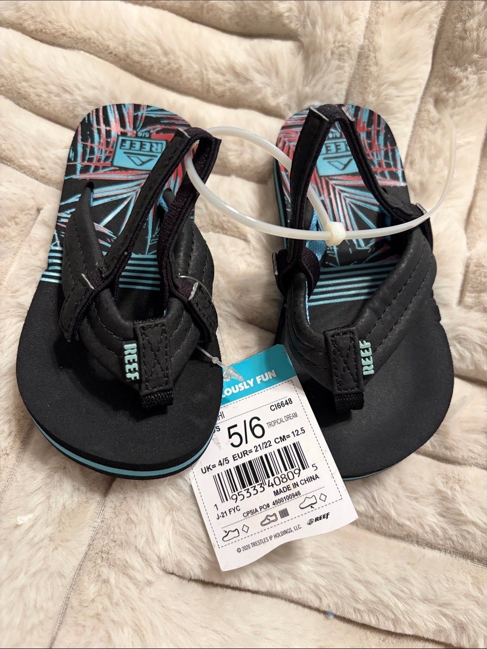 Reef Kids Black Flip Flops